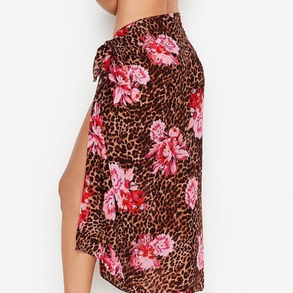 Victoria's Secret Cheetah Floral Sarong Cover-up - Picture 3 of 3